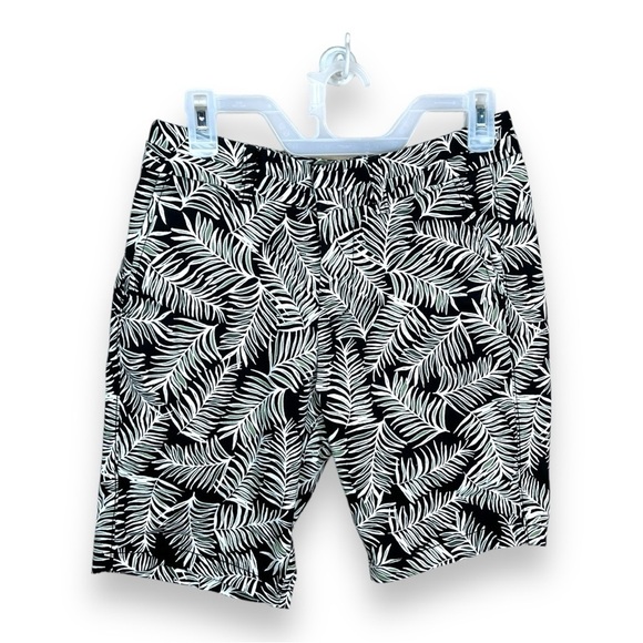 SIZE 2 GAP BLACK GREEN WHITE TROPICAL PRINT BERMUDA SHORTS STRETCH  CASUAL - Picture 1 of 10